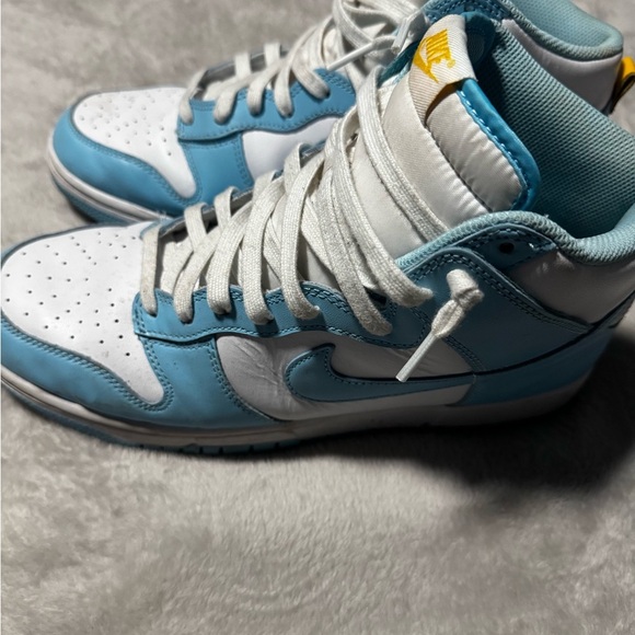 Nike High-Top Sneakers in Light Blue and White main image 5